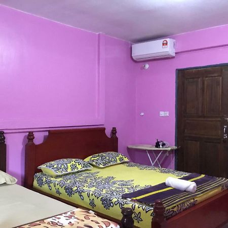 Family Room เซมปอร์นา ภายนอก รูปภาพ